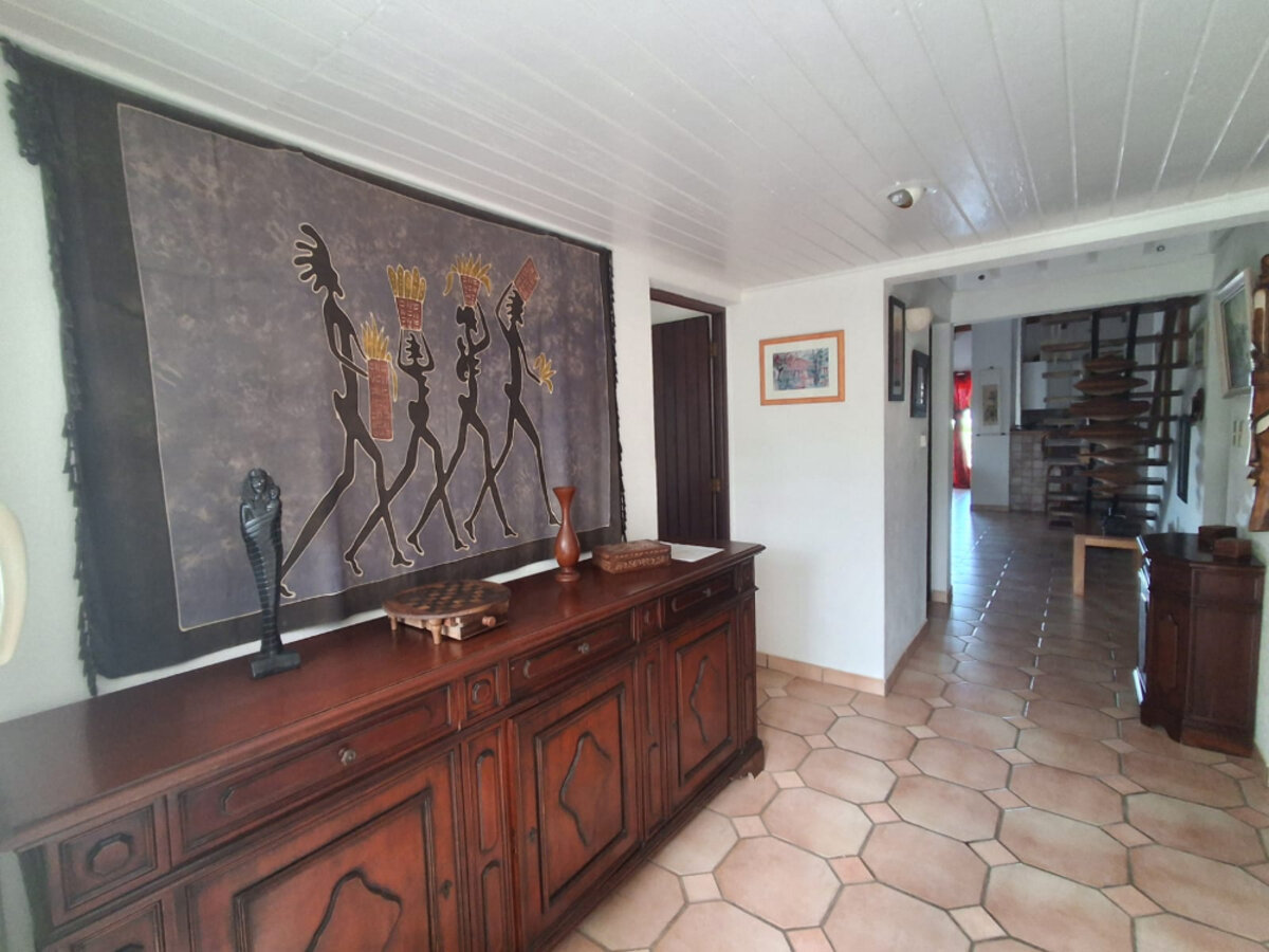 Panoramic view 5 bed villa