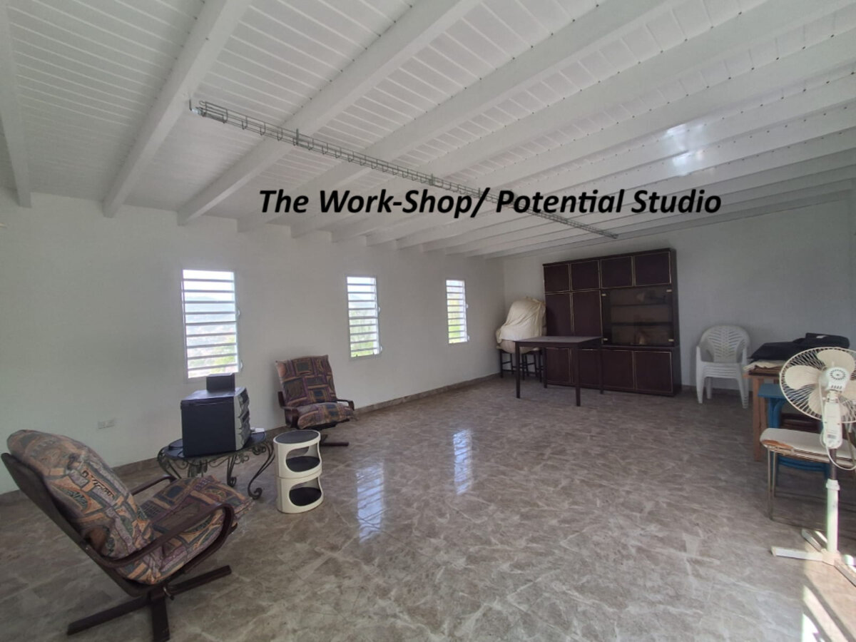 5-Bedroom Villa + 2-Bedroom House Stunning Views