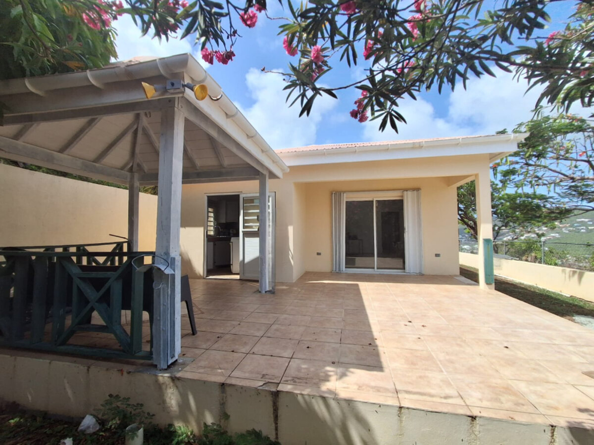 5-Bedroom Villa + 2-Bedroom House Stunning Views