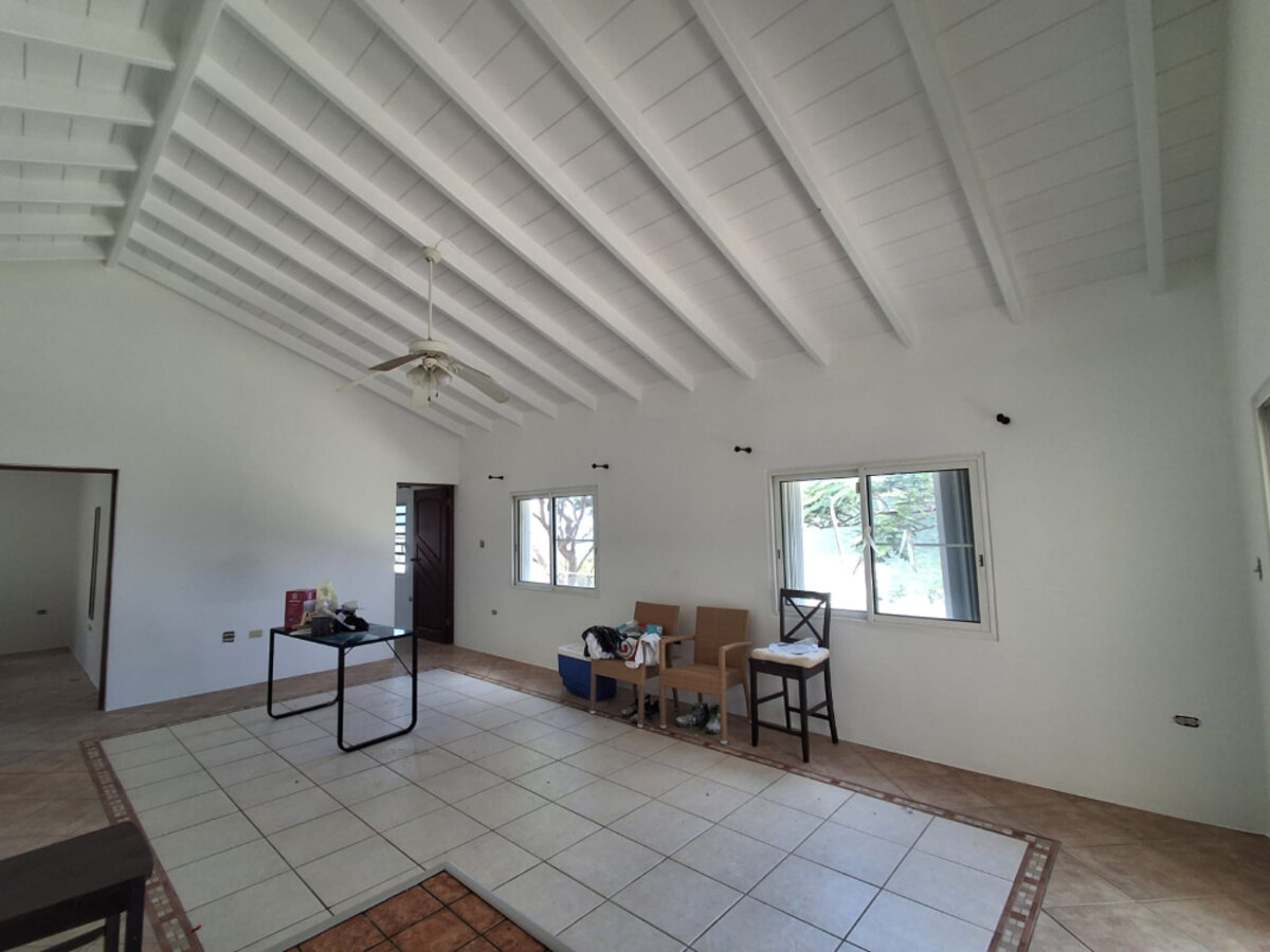 5-Bedroom Villa + 2-Bedroom House Stunning Views