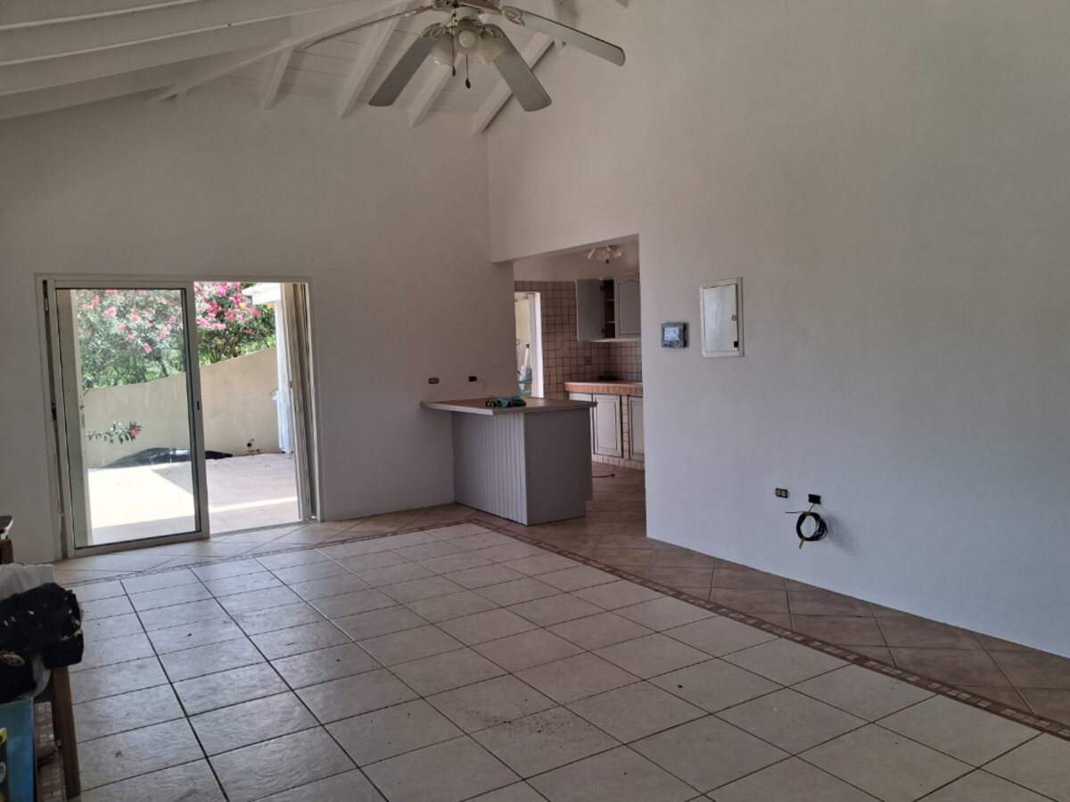 5-Bedroom Villa + 2-Bedroom House Stunning Views